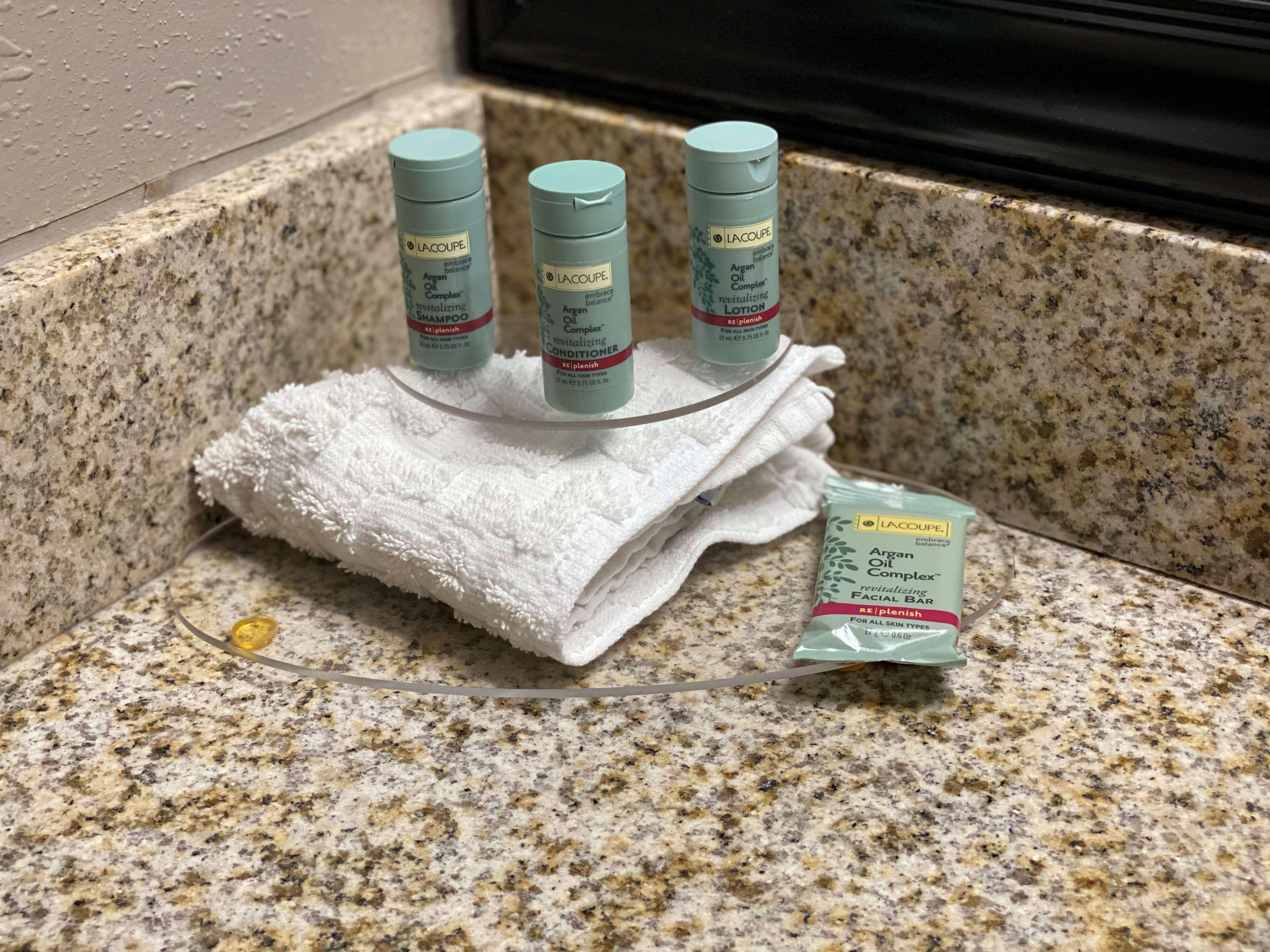 贝斯韦斯特卡莱尔酒店 外观 照片